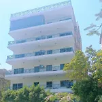 Qinfu Hotel